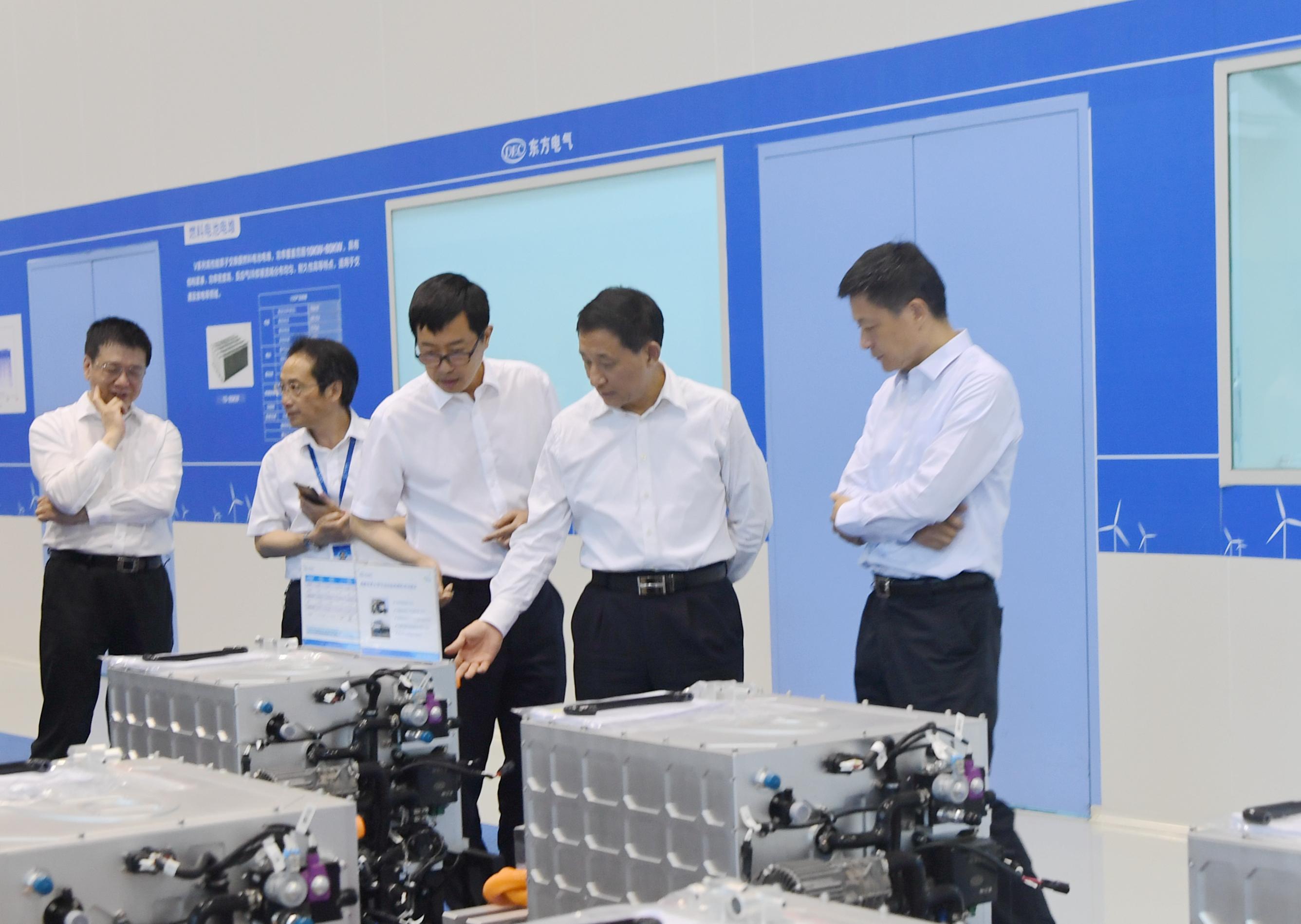 彭华岗、、国资、、央企、、国资委、、秘书长、、企业刷新